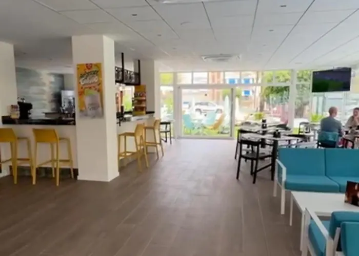 De Benidorm, Playa Poniente, Espana *